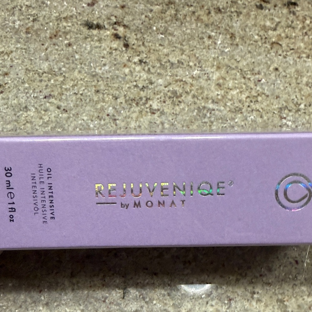 Monat Rejuveniqe Oil Intensive - Sealed